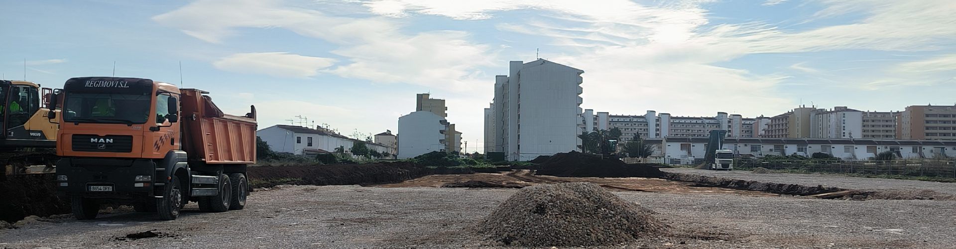 Avanzan según lo previsto las obras del parking disuasorio que conectará con la Playa Norte de Peñíscola