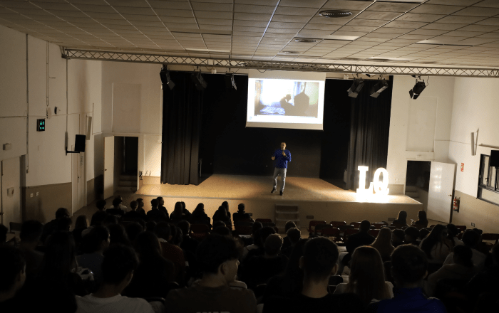 Alumnat de Màrqueting i Publicitat de l’IES Leopoldo Querol dona vida al projecte “Leo Forma’t FP”
