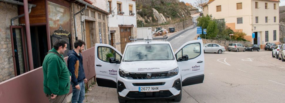 L’Ajuntament de Morella compra una furgoneta elèctrica per a la brigada municipal