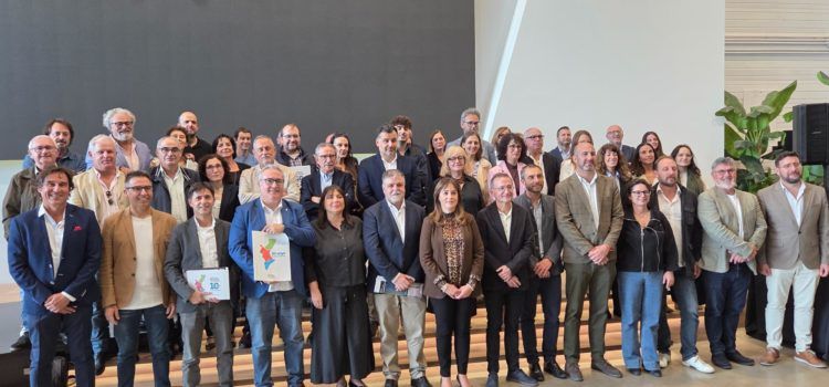 L’associació Premsa Comarcal Valenciana, que inclou setmanaris de Vinaròs, Benicarló i Morella, celebra el 10è aniversari a la Marina de València