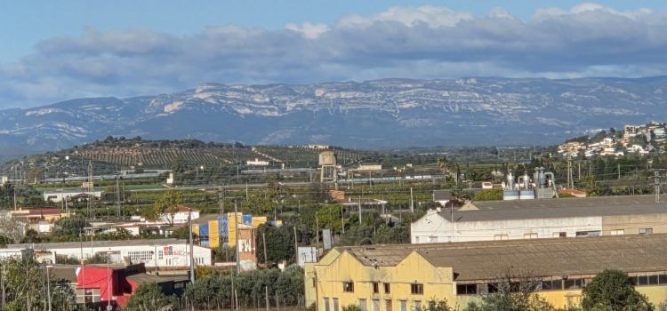 El “parte” del temps: segueixen donant vent avui, entre els 50 i 60 km/h però demà afluixarà