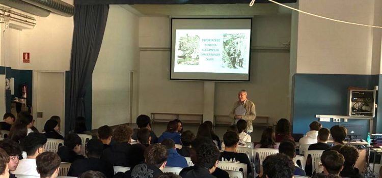 Joan B. Beltrán Reverter parla als instituts “Dertosa” i “Cristòfol Despuig” dels deportats tortosins als camps nazis