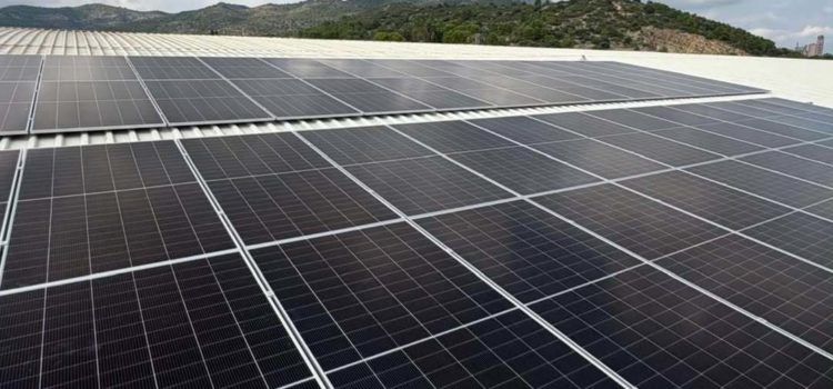 Segueix la transició energètica: Alcanar instal·larà plaques fotovoltaiques al Centre Cívic