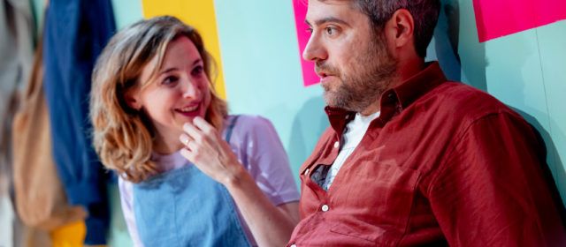 Biel Duran i Anna Moliner protagonitzen a Ulldecona la comèdia ‘Kramig’ de Marta Buchaca