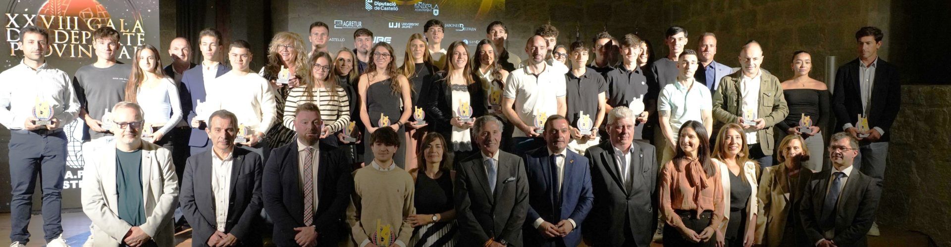 La Diputació premia el Club Voleibol Vinaròs en la XXVIII Gala de l’Esport Provincial celebrada a Peníscola