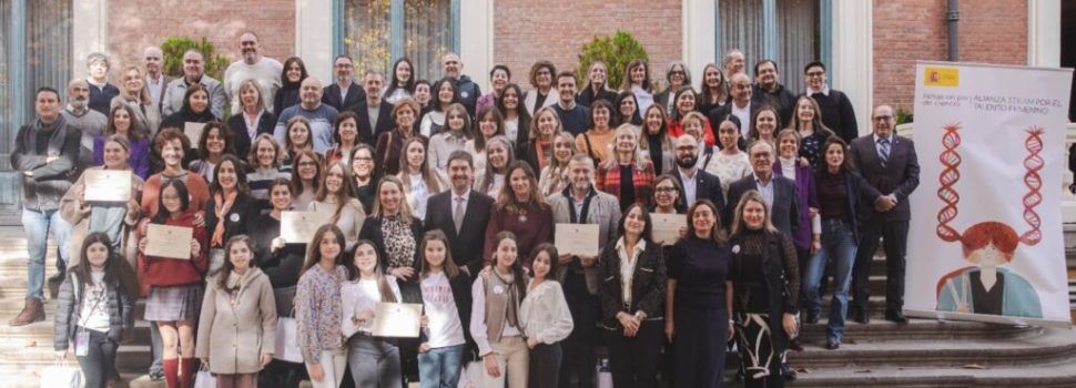 L’Institut Montsià rep el Premi Aliança Steam pel Talent Femení