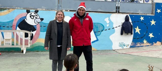 Vinaròs inaugura l’Escola de Nadal inspirada en “Charlie i la fàbrica de xocolate”