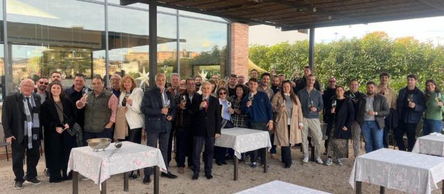 L’Associació Gastronòmica de les Terres de l’Ebre es delecta al Brichs en l’àpat de Nadal