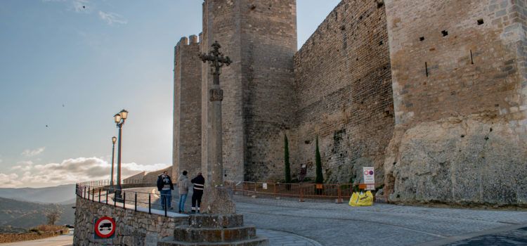 Morella estrena la nova entrada pel portal de Sant Miquel