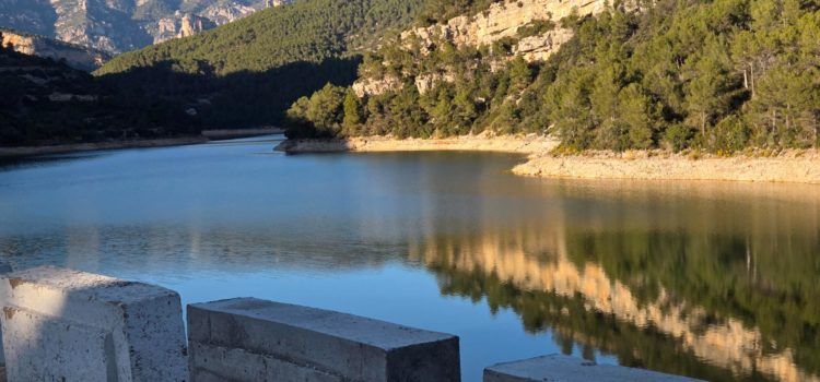 La Agrupación de Turismo de la Tinença de Benifassà, a favor del aparcamiento junto al embalse de Ulldecona