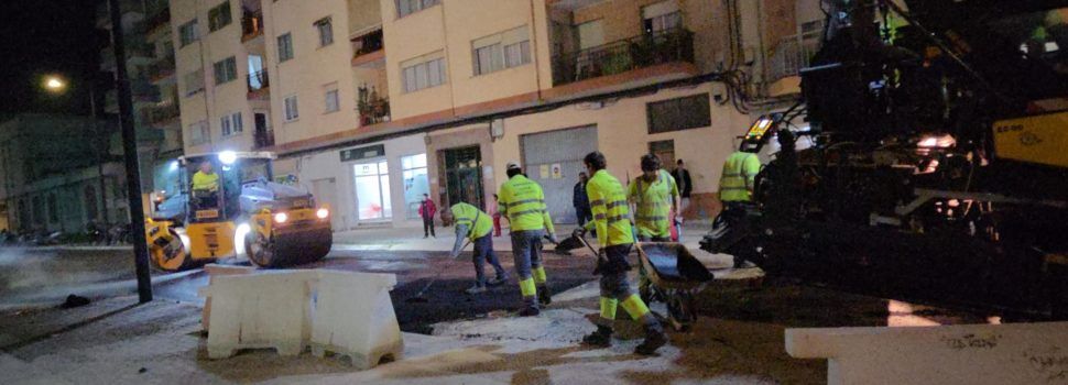 Asfalten l’avinguda de la Llibertat