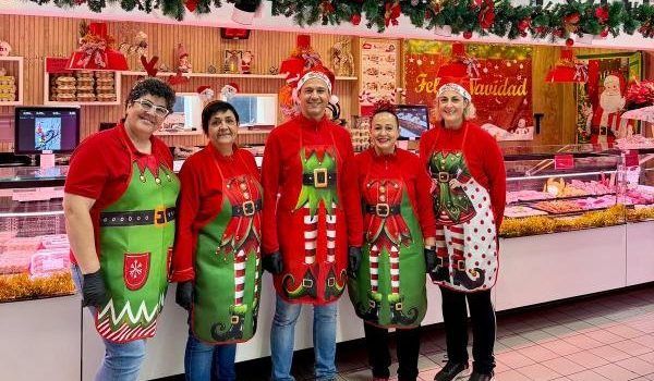 El Mercat Central de Benicarló s’ompli d’esperit nadalenc amb el concurs «El nostre Nadal»
