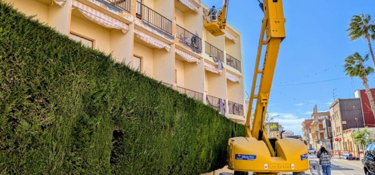 Benicarló comença les obres de millora de la façana del Centre Geriàtric