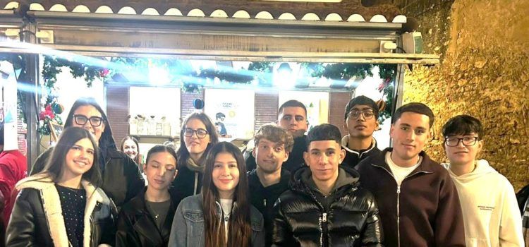 Educació i comerç local s’uneixen a la Fira de Nadal de Vinaròs