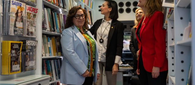 La Diputació recorre amb el seu Bibliobús 40.000 quilòmetres per a garantir en 2025 lectura a més de 33.000 veïns de 92 poblacions