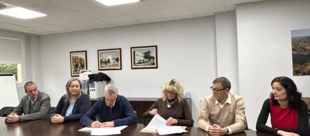L’Hospital d’Amposta i Apasa signen un conveni per millorar l’atenció sociosanitària a persones amb discapacitat intel·lectual i del desenvolupament