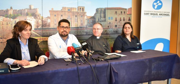 La Residència Diocesana Sant Miquel adquireix un ecògraf portàtil per evitar desplaçaments innecessaris dels usuaris