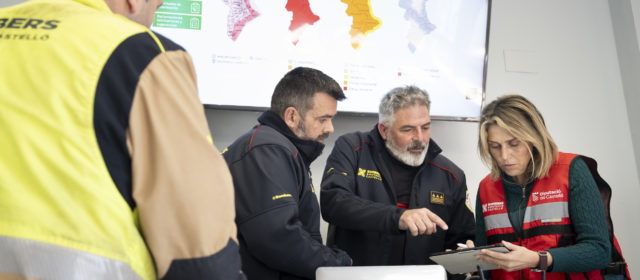 Barrachina reforça el dispositiu extraordinari de Bombers i demana “extrema precaució” per a superar el temporal