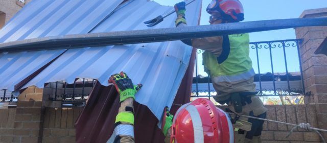 Bomberos de Castellón recibe 118 avisos de incidencias por el viento