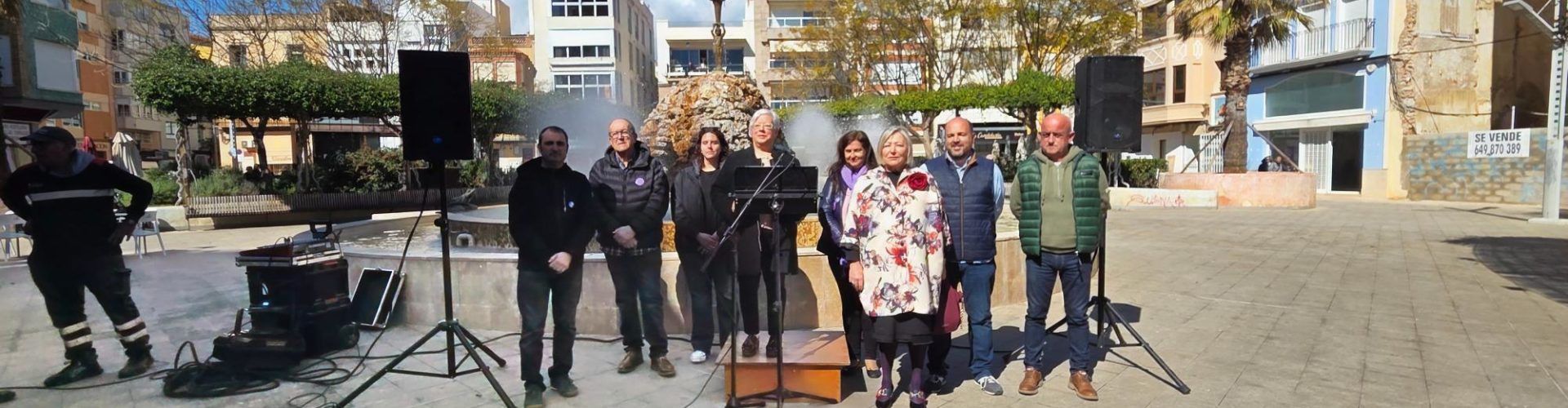 Lectura del Manifest del Dia de la Dona, fet per la Federació Valenciana de Municipis i Províncies