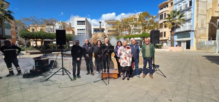Lectura del Manifest del Dia de la Dona, fet per la Federació Valenciana de Municipis i Províncies