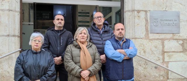 Minut de silenci en memòria de la xiqueta assassinada a Torrevieja