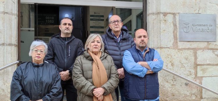 Minut de silenci en memòria de la xiqueta assassinada a Torrevieja