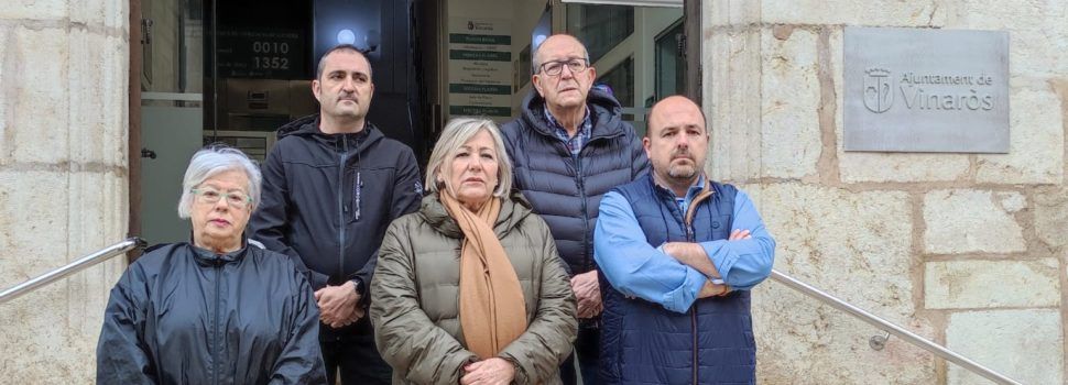 Minut de silenci en memòria de la xiqueta assassinada a Torrevieja