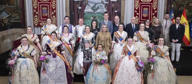 La Diputació de Castelló reforça el seu suport amb les Falles en la recepció dels màxims representants de les festes josefines