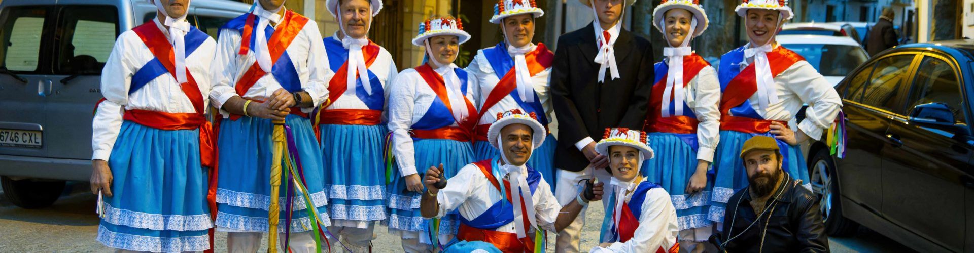 Benassal celebra la festa del Ajo amb tradició i disfresses