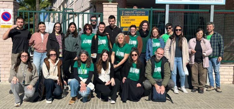 Protesta del professorat a Vinaròs per un sistema educatiu de qualitat i millors condicions laborals
