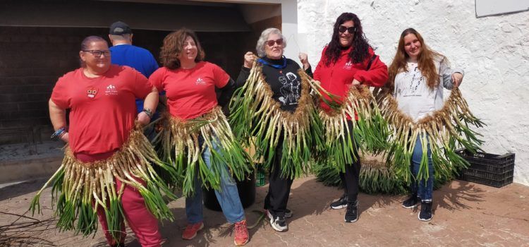 La colla de nanos i gegants de Vinaròs celebra la seua assemblea general anual