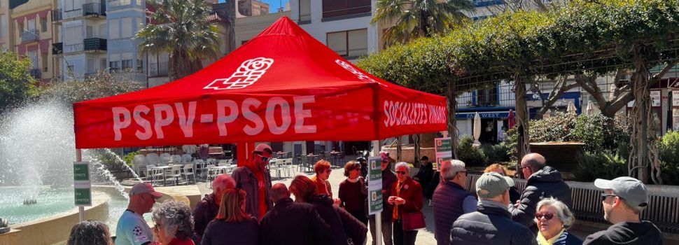 El PSPV-PSOE de Vinaròs recull signatures per defensar el valencià davant de la proposta de modificació del reglament d’ús