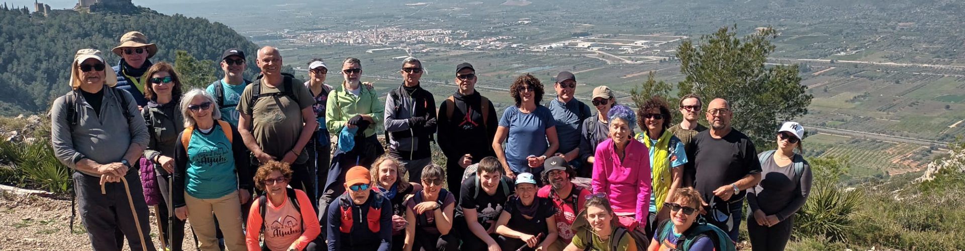 Santa Magdalena i Alcalà celebren el Dia de la Dona amb una marxa entre els seus castells