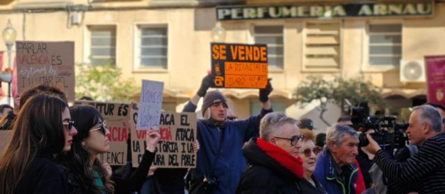 Joves PV-Comarques del Nord denuncia el retrocés lingüístic a Vinaròs arran de les noves mesures municipals