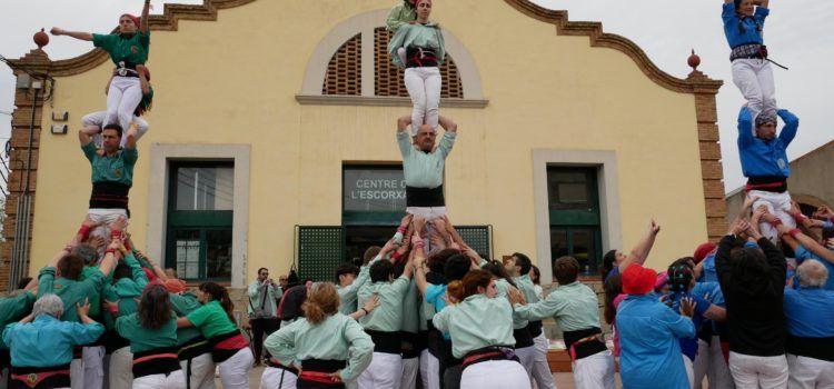 Primera diada castellera de la temporada de la colla castellera Xiqüelos i Xiqüeles del Delta a Gelida
