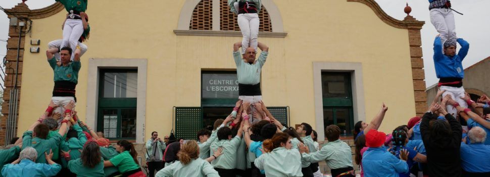 Primera diada castellera de la temporada de la colla castellera Xiqüelos i Xiqüeles del Delta a Gelida