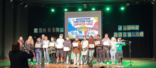 Acte de cloenda del projecte “Construïm ponts, compartim camins” entre l’IES Joan Coromines i l’AFA de Benicarló