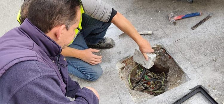 Actuació de millora en la instal·lació elèctrica de la Plaça de la Mera
