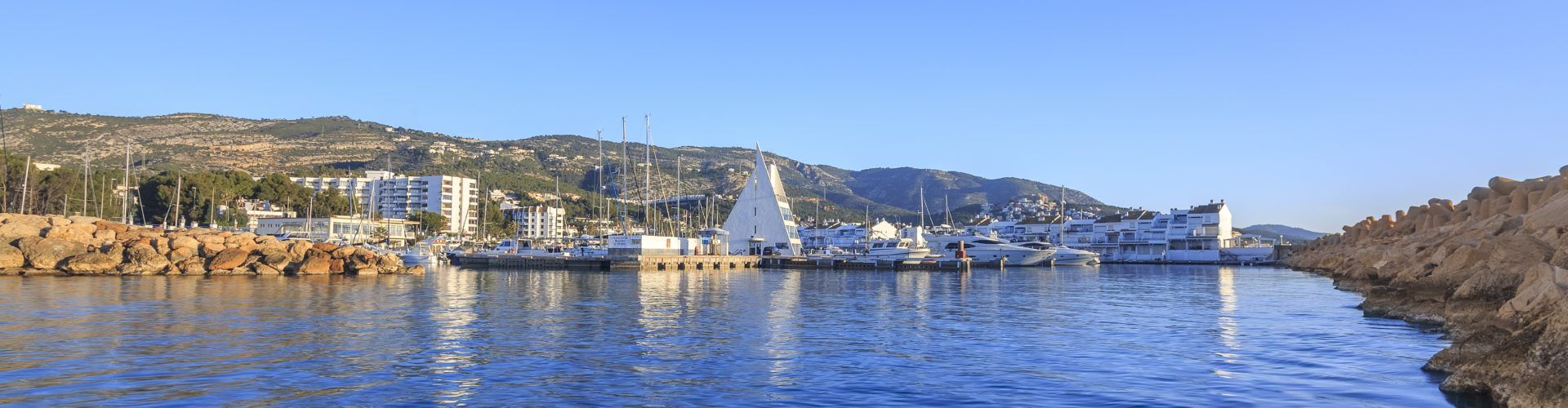 El port esportiu Les Fonts d’Alcossebre obté la bandera blava