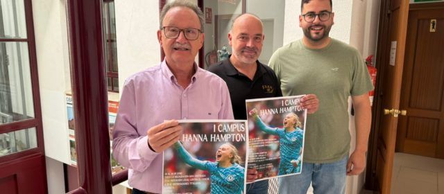 Alcossebre acull un campus de futbol apadrinat per Hannah Hampton, portera de la selecció anglesa de futbol femení