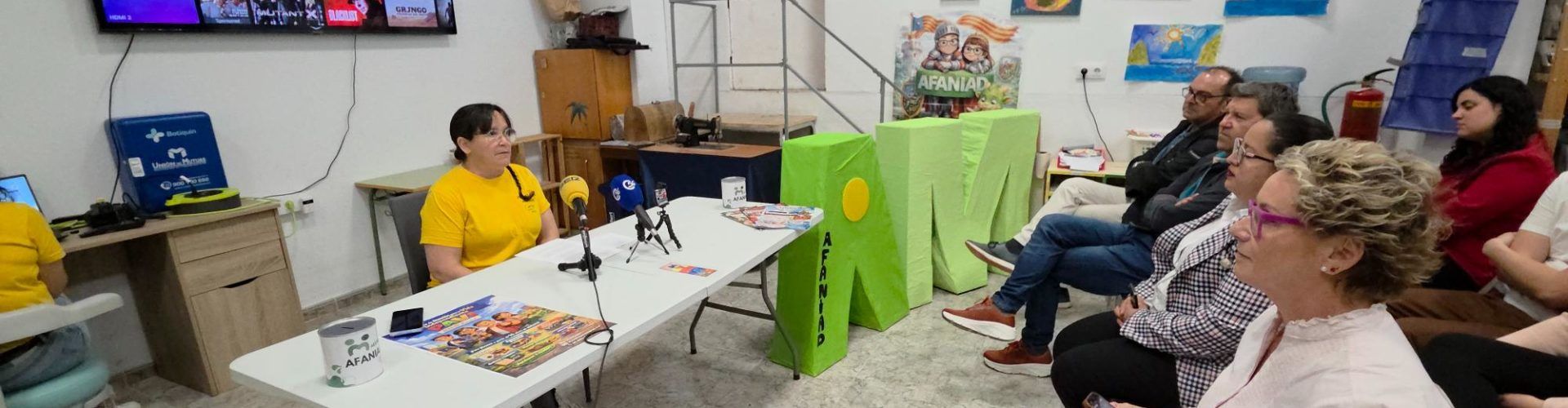 AFANIAD Maestrat presenta el transport adaptat i la programació de primavera-estiu
