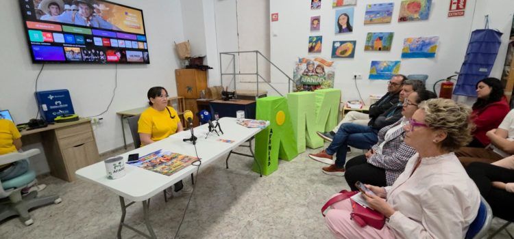 AFANIAD Maestrat presenta el transport adaptat i la programació de primavera-estiu