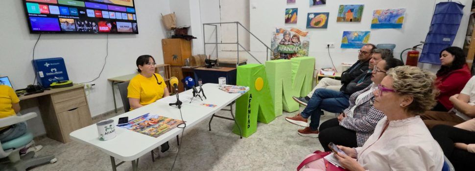 AFANIAD Maestrat presenta el transport adaptat i la programació de primavera-estiu
