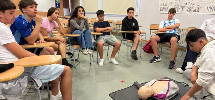 L’Ajuntament d’Alcalà-Alcossebre forma en primers auxilis a l’alumnat de l’IES Serra d’Irta