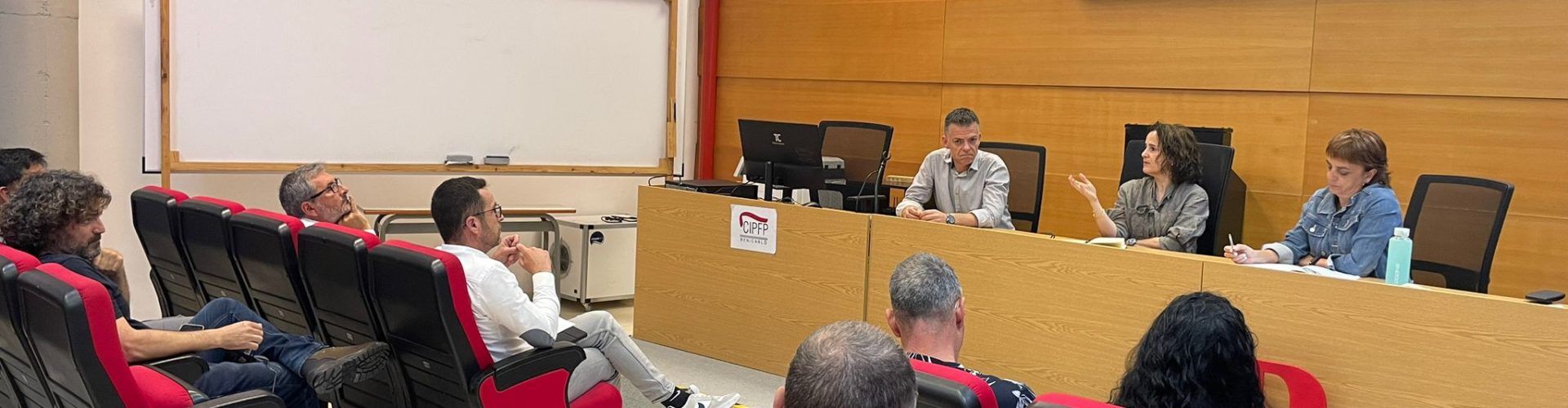 La EGM Abastos-Collet y el CIPFP abordan conjuntamente las necesidades formativas y de empleo del tejido empresarial de Benicarló
