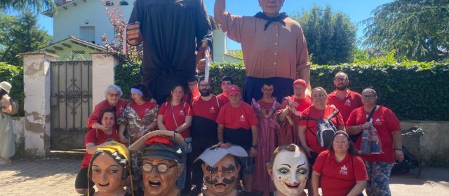 La colla de Nanos Gegants a la localitat vallesana de Cardedeu