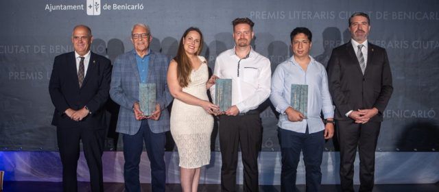 Benicarló lliura els Premis Literaris en una gala marcada per la qualitat i la sensibilitat de les obres premiades