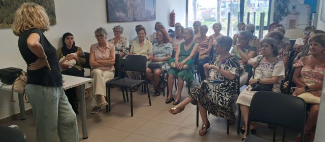 La Regidoria d’Igualtat d’Alcalà-Alcossebre donarà continuïtat a l’espai de debat sobre la igualtat de gènere “El cafè de les lletres”