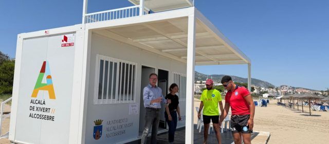 L’Ajuntament d’Alcalà-Alcossebre adquireix noves postes de salvament per a les platges amb fons europeus